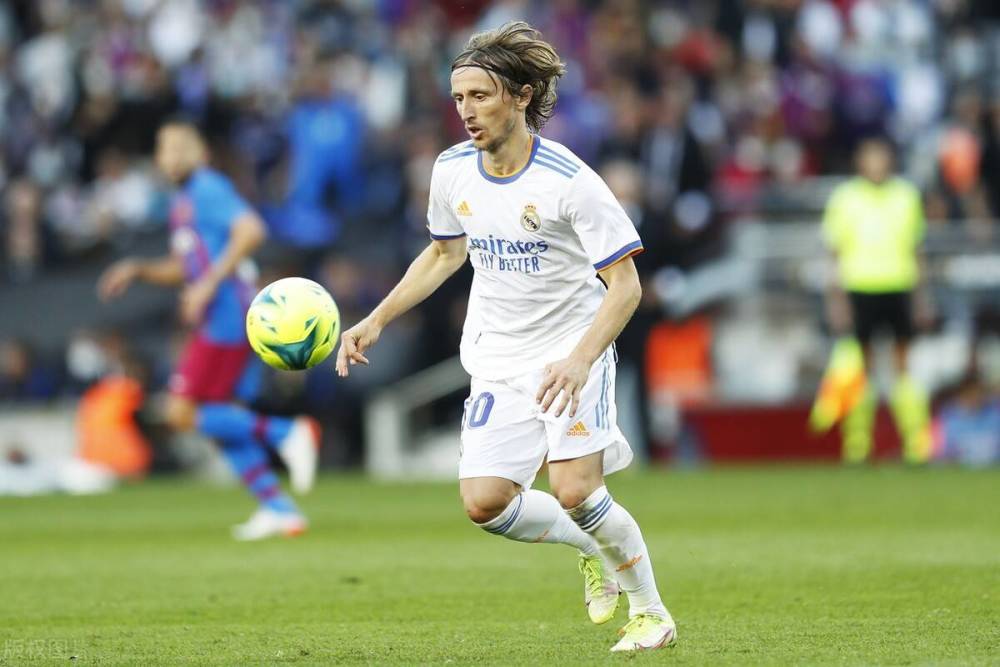 CBA季后赛席位争夺分析 中游球队竞争激烈