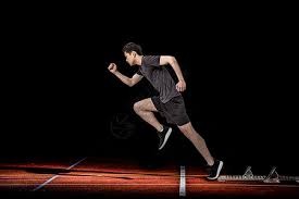 邮报：利物浦球迷呼吁斯洛特封杀阿诺德 夺冠也别让他进安菲尔德