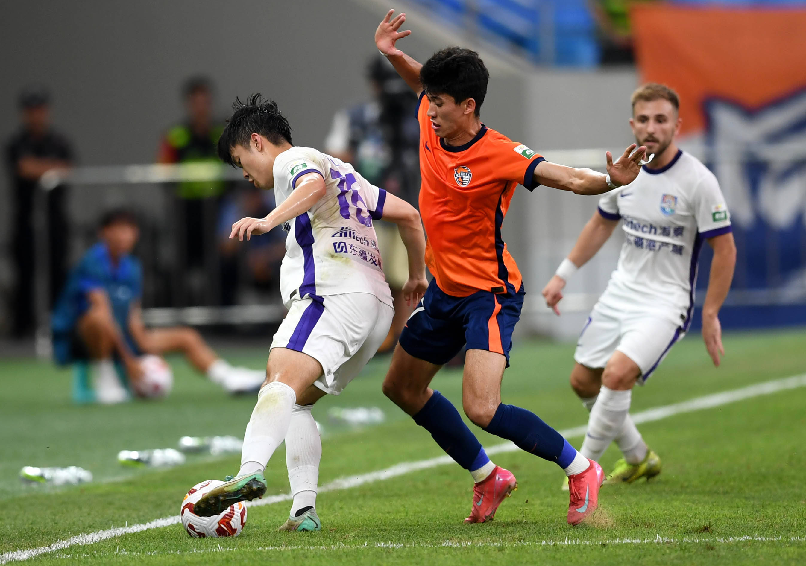 宣布裁掉崔 宣布裁掉崔